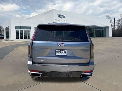 Used 2021 Cadillac Escalade Premium Luxury Platinum AWD/4WD image 4