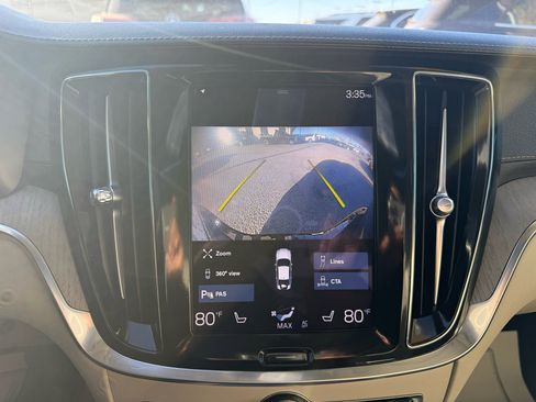 Used 2022 Volvo S60 B5 Inscription w/ Advanced Package image 19