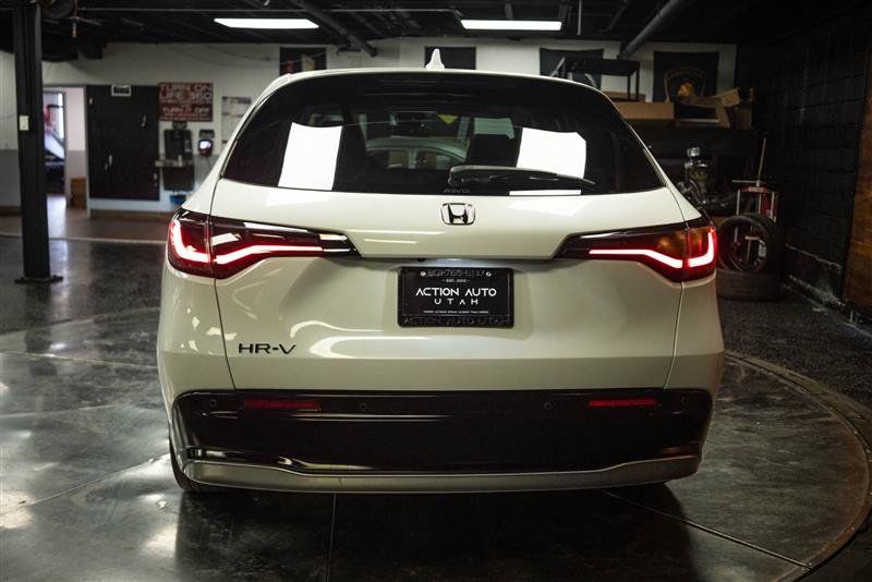 Used 2024 Honda HR-V EX-L image 6