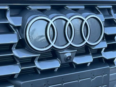 New 2025 Audi Q5 Premium Plus image 39
