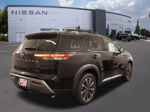 New 2026 Nissan Pathfinder Platinum w/ Cargo Package AWD/4WD image 3