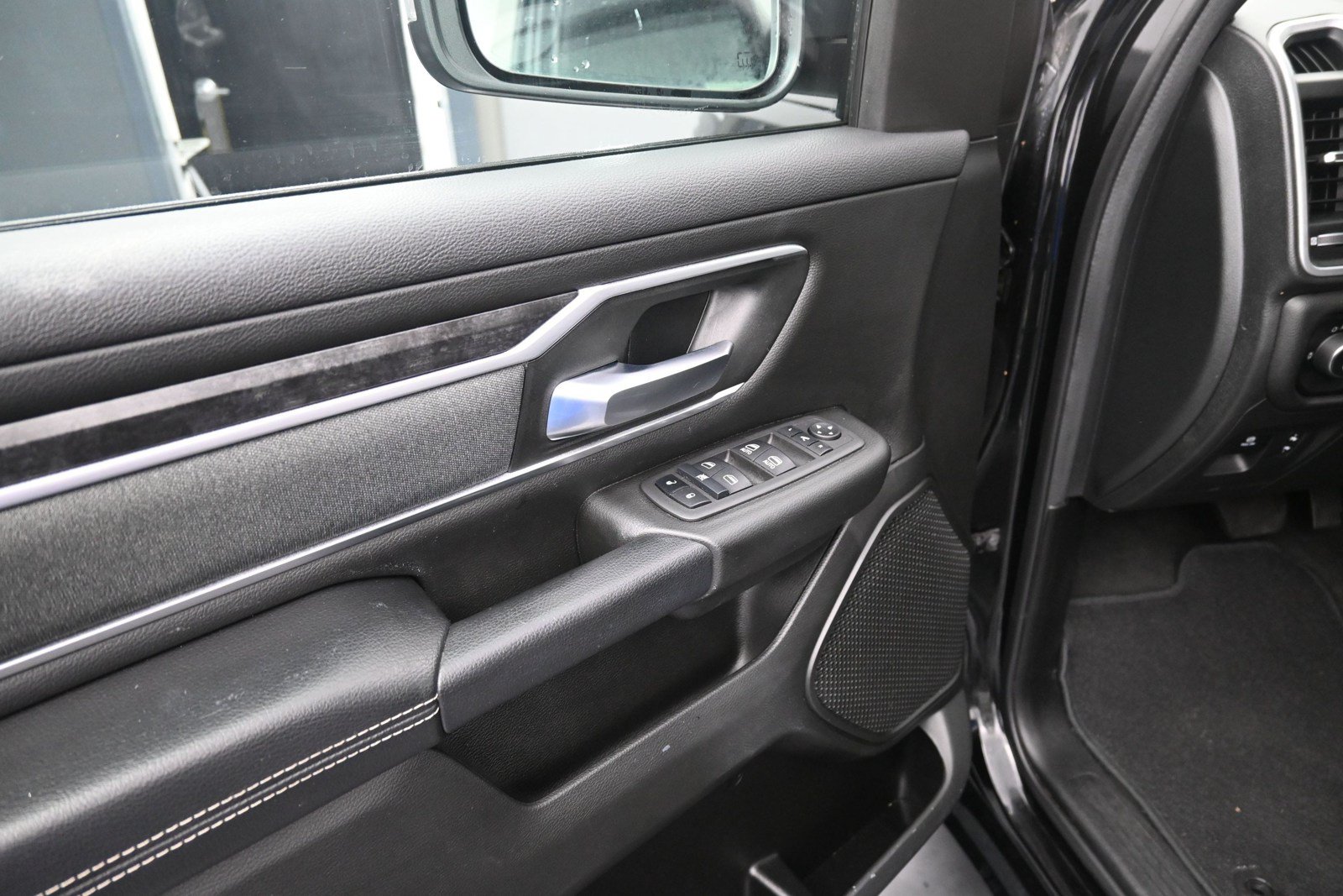 Used 2023 RAM 1500 Big Horn RWD image 26