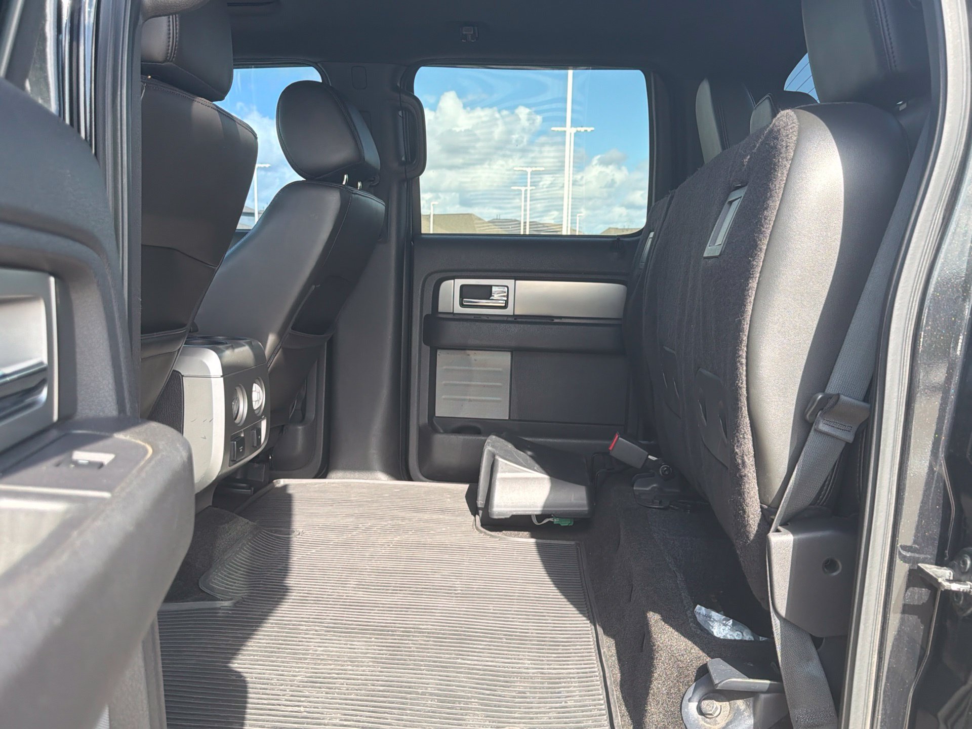 Used 2014 Ford F150 Raptor w/ Equipment Group 801A Luxury AWD/4WD image 11