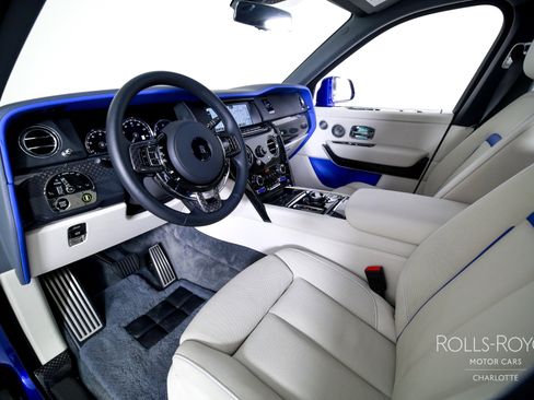 Certified 2024 Rolls-Royce Cullinan Black Badge w/ Dark Exterior Package image 4