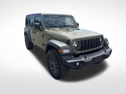 Used 2025 Jeep Wrangler Unlimited Sport AWD/4WD image 7