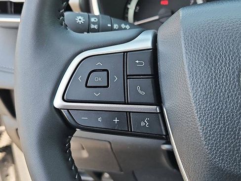 Certified 2025 Toyota Highlander XLE AWD/4WD image 24