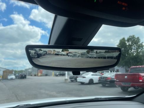 Used 2023 Chevrolet Traverse RS w/ LPO, Floor Liner Package image 27