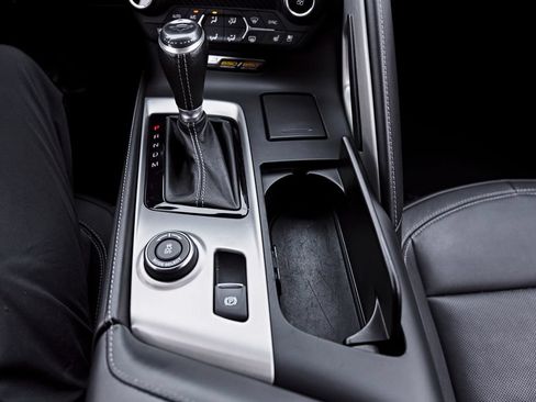 Used 2016 Chevrolet Corvette Z06 w/ 3LZ Preferred Equipment Group RWD image 63