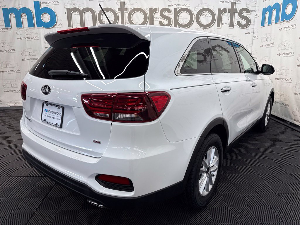 Used 2019 Kia Sorento FWD image 8