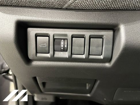 Used 2026 Subaru Outback Premium AWD/4WD image 10