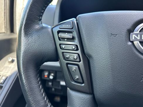 Used 2023 Nissan Frontier SV w/ SV Premium Package RWD image 27