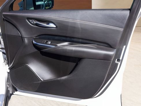 Used 2022 Cadillac XT4 Sport image 30