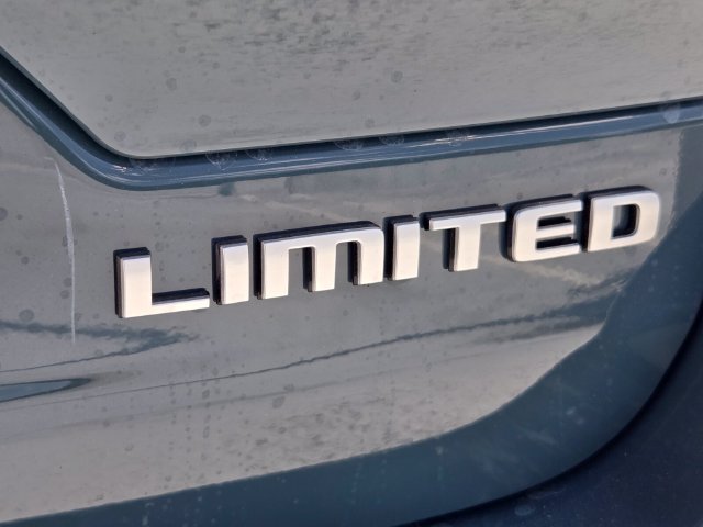 New 2027 Jeep Grand Cherokee Limited RWD image 30