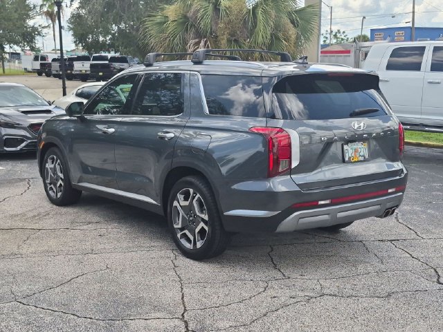 Used 2023 Hyundai Palisade SEL w/ Premium Package FWD image 7