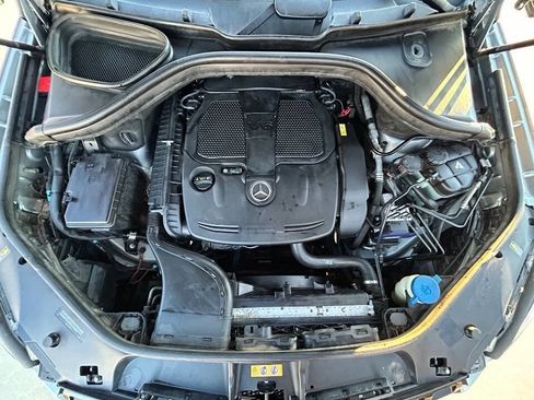 Used 2013 Mercedes-Benz ML 350 4MATIC image 31