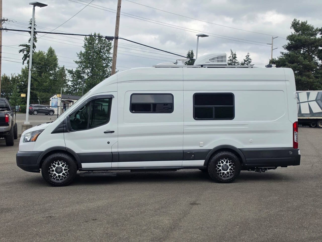 Used 2017 Ford Transit 250 148 High Roof Extended RWD image 14