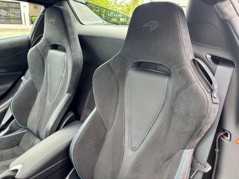 Used 2022 McLaren 720S Spider RWD image 23