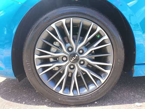 Used 2024 Kia Forte GT-Line w/ GT-Line Premium Package FWD image 12