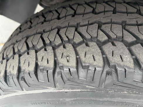 Used 2018 Jeep Cherokee Trailhawk image 37