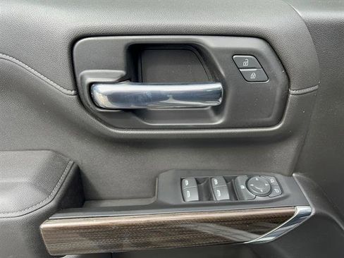 Used 2022 Chevrolet Silverado 1500 RST w/ Rally Edition image 10