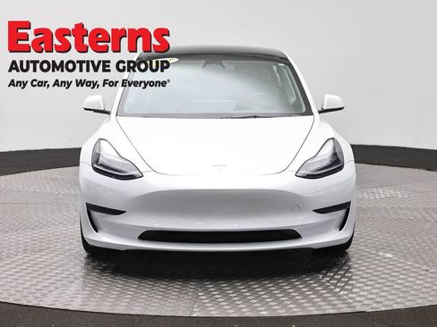 Used 2023 Tesla Model 3 Standard Range RWD image 2