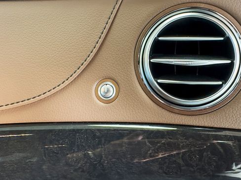 Used 2020 Mercedes-Benz S 560 Sedan image 83