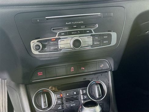 Used 2016 Audi Q3 2.0T Prestige image 14