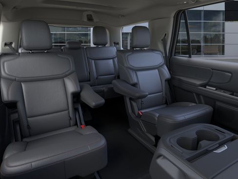 New 2025 Ford Expedition Active AWD/4WD image 33