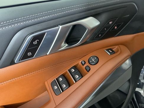 Certified 2022 BMW X5 M50i w/ Executive Package image 20