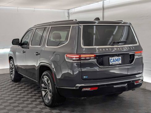 Used 2024 Jeep Grand Wagoneer Series III image 4