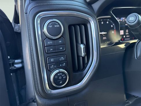 Used 2022 GMC Sierra 1500 Denali w/ Denali Premium Package image 22