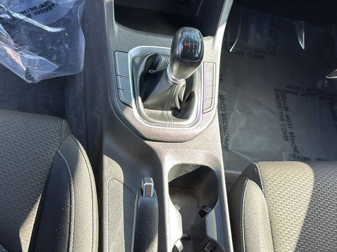 Used 2018 Hyundai Elantra GT image 20