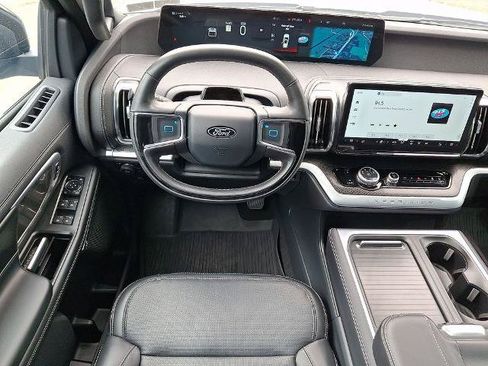 Certified 2025 Ford Expedition Max Platinum w/ Stealth Appearance Package AWD/4WD image 2