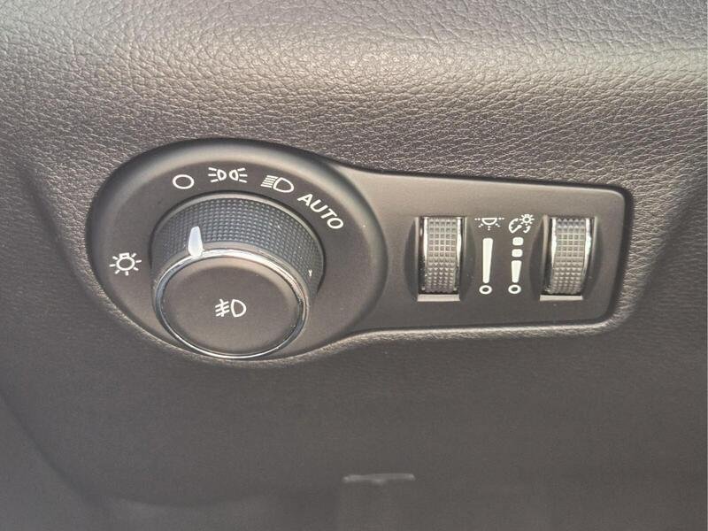 Certified 2023 Jeep Compass Limited w/ Elite Group AWD/4WD image 29