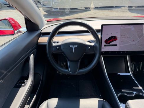 Used 2018 Tesla Model 3 Long Range image 22