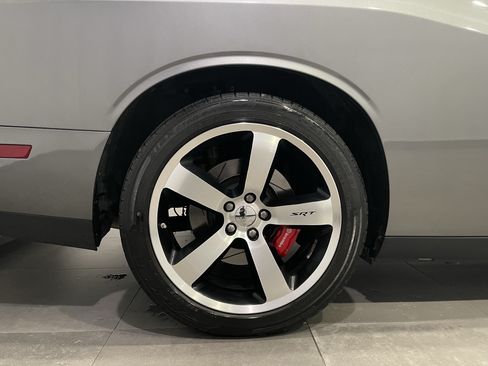Used 2012 Dodge Challenger SRT8 w/ Premium Sound Group RWD image 9