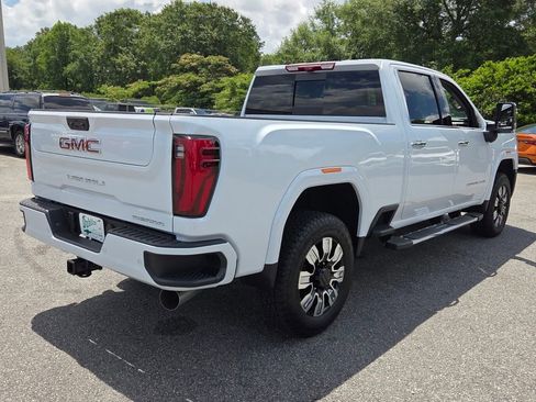 New 2026 GMC Sierra 2500 Denali w/ Denali Reserve Package AWD/4WD image 10