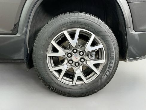 Used 2020 GMC Acadia SLE w/ Driver Convenience Package image 32