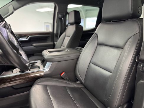 Used 2022 GMC Sierra 1500 Elevation w/ Elevation Premium Package image 15