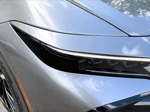 Certified 2024 Toyota Crown Platinum AWD/4WD image 26