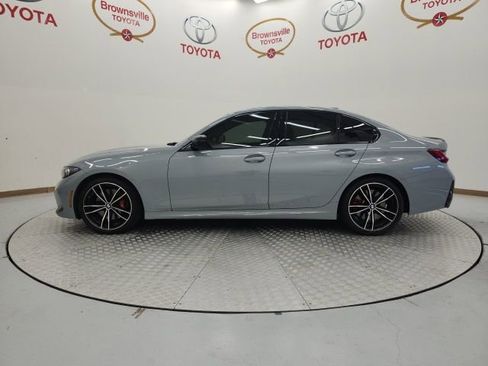 Used 2023 BMW 330i Sedan w/ M Sport Package image 5