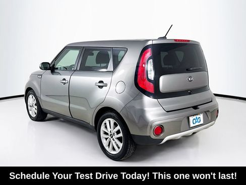Used 2018 Kia Soul + FWD image 5