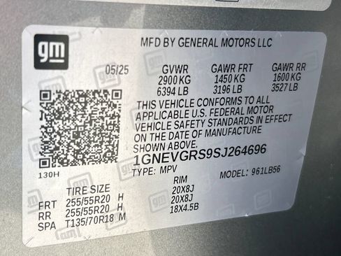 Used 2025 Chevrolet Traverse LT w/ Midnight/Sport Edition AWD/4WD image 36