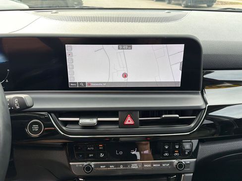 Used 2024 Kia Seltos S FWD image 16