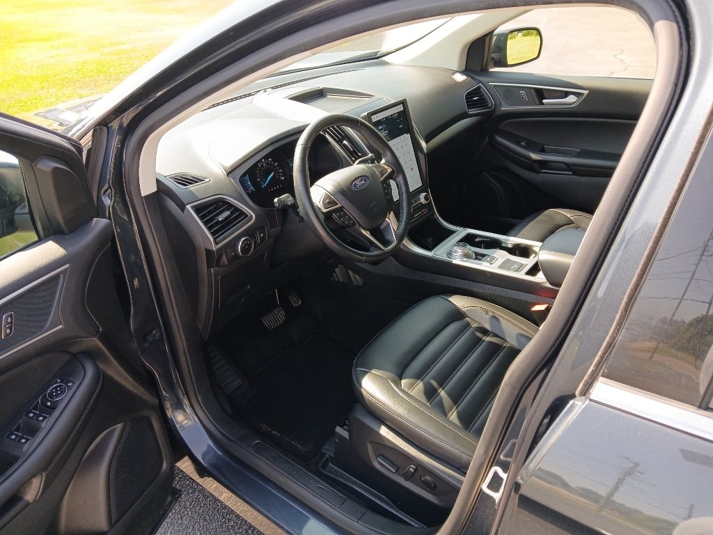 Used 2024 Ford Edge SEL AWD/4WD image 8