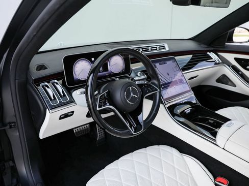 Used 2022 Mercedes-Benz S 580 4MATIC Sedan image 16