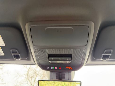 New 2026 GMC Terrain Elevation w/ Elevation Premium Package image 24