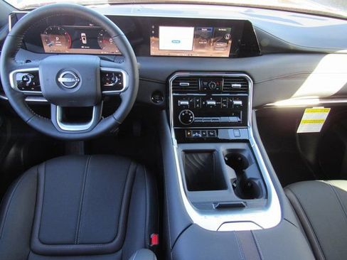 New 2026 Nissan Armada SL w/ Captain's Chari Seat Package image 12