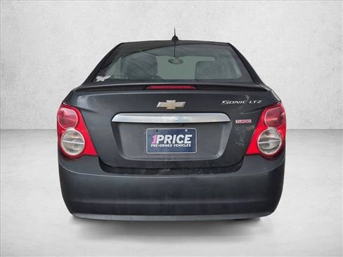 Used 2016 Chevrolet Sonic LTZ FWD image 6