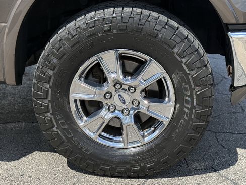 Used 2016 Ford F150 Lariat w/ Equipment Group 502A Luxury AWD/4WD image 30